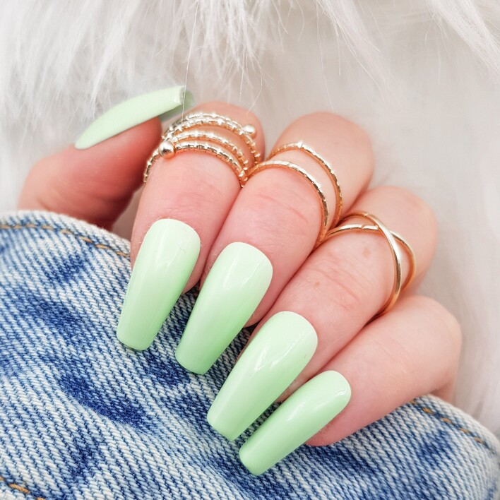 Faux ongles en capsule