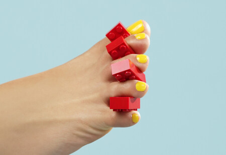 Pieds avec vernis