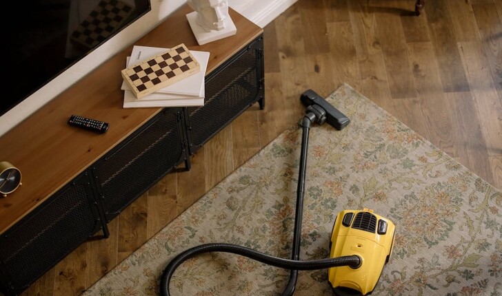 vacuum cleaner