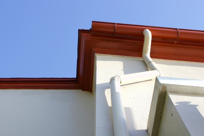 house gutter cleaning-roof gutter 