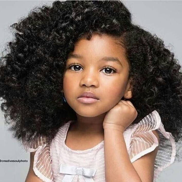 Coupe afro enfant fille