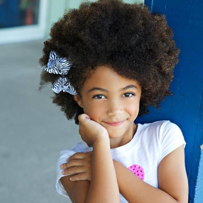 Coupe afro fille