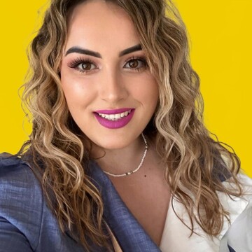 Domestic cleaner, Harmans Water - Alina Ionela