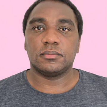 Domestic cleaner, Porchester - Paul