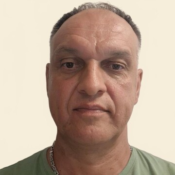 Domestic cleaner, Streatham Hill - Milan