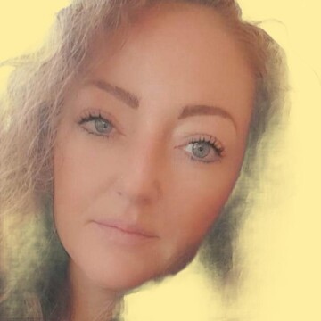 Domestic cleaner, Bowes - Siobhan