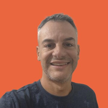 Domestic cleaner, Chaucer - Mauricio