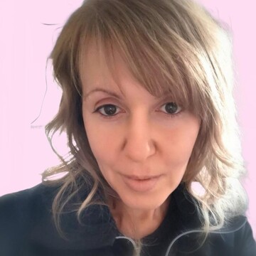Domestic cleaner, Bounds Green - Maria