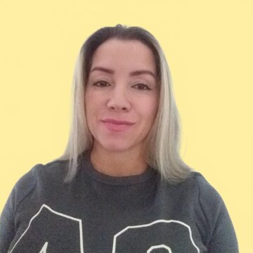 Hairdresser & Domestic cleaner, West Green - Gloria Cristina