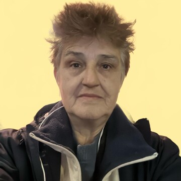 Domestic cleaner, Hoe Street - Teodora
