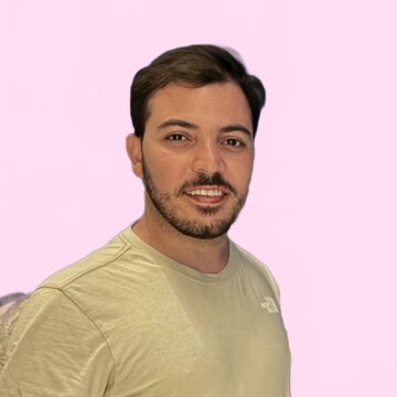 Domestic cleaner, Trinity London - Luciano Camilo