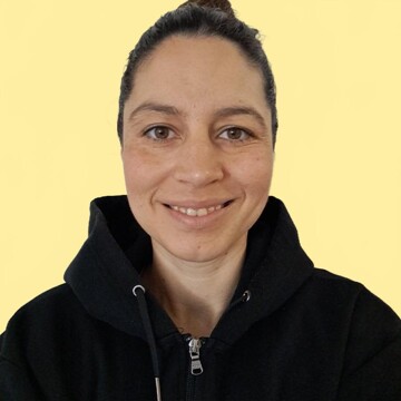 Domestic cleaner, St James's London - Gianna