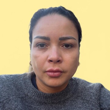 Domestic cleaner, Weybridge Riverside - Lorena