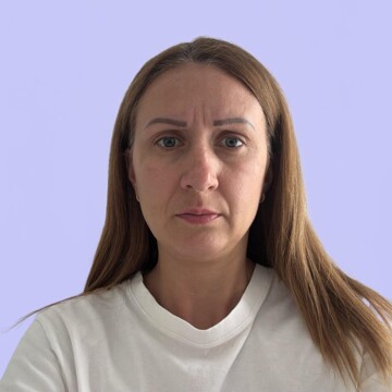 Domestic cleaner, Fairlop - Oxana
