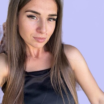 Domestic cleaner, West Harrow - Loredana