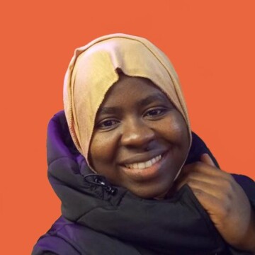 Domestic cleaner, Luton and Wayfield - Aderoju Sabtiya