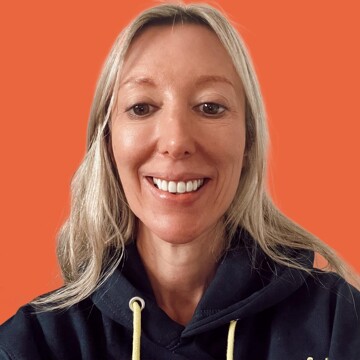 Domestic cleaner, Hiltingbury - Kirsten
