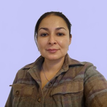 Domestic cleaner, Newbury - Vanesa