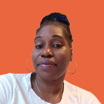 Domestic cleaner, Tollington - Erica