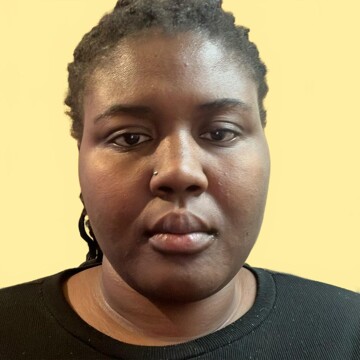 Domestic cleaner, Evelyn - Kaemba