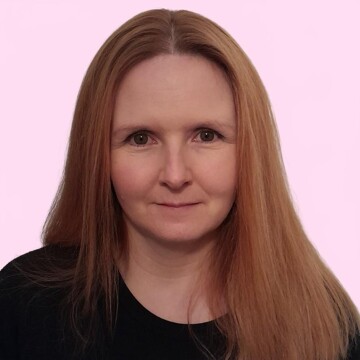 Domestic cleaner, Bridges - Vicky