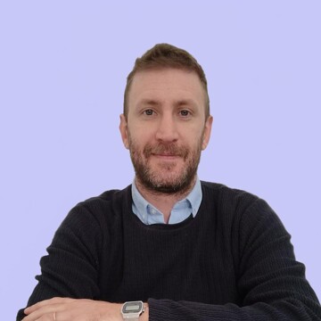 Domestic cleaner, Willesden Green - Lucas