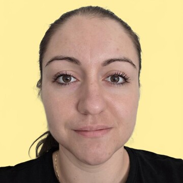 Domestic cleaner, Colindale - Minciuna