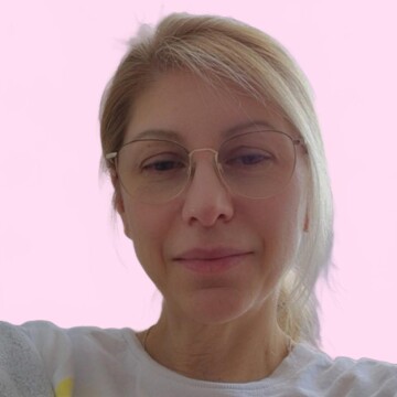 Domestic cleaner, The Wrythe - Ivayla