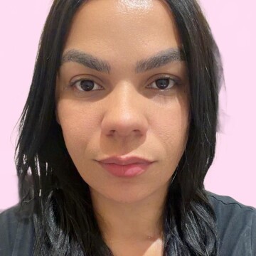 Domestic cleaner, Willesden Green - Simone
