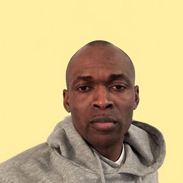 Domestic cleaner, Whitehouse - Adeyemi Kazeem