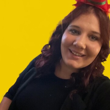 Domestic cleaner, Colne Valley - Delia