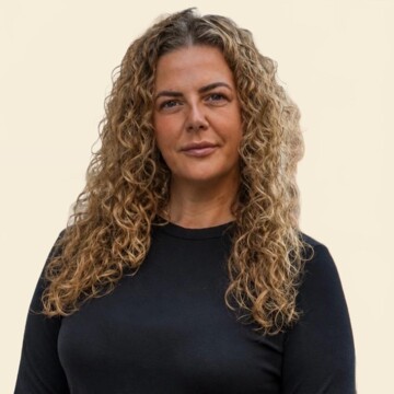 Domestic cleaner, Brentford London - Gemma