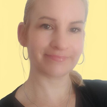 Beautician & Massage at home, Bredbury Green and Romiley - Claire