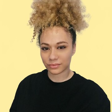 Hairdresser at home, Harringay - Sofia