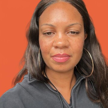 Domestic cleaner, Woolwich Common - Camille