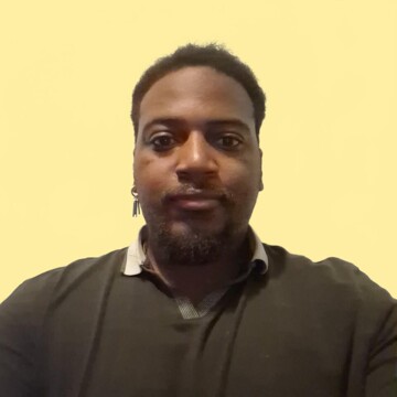 Domestic cleaner, Roehampton and Putney Heath - Maximiliano
