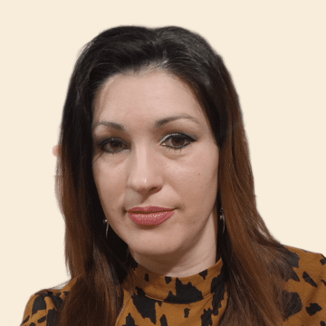 Domestic cleaner, Finchley Church End - Mariana