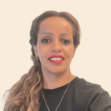 Hairdresser at home, Vincent Square - Marta