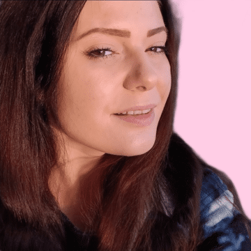 Domestic cleaner, Ashton Preston - Oana