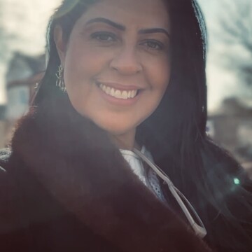 Domestic cleaner, West Putney - Daniela Anjaila