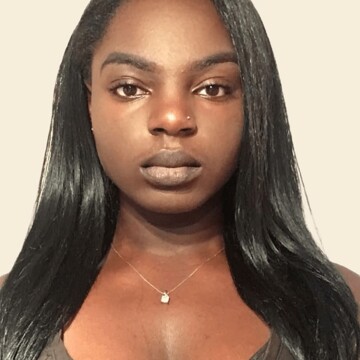 Domestic cleaner, Horley West & Sidlow - Zakiya