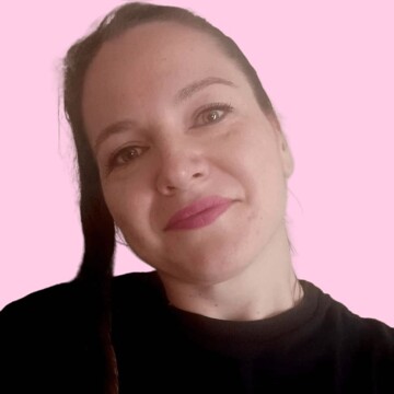 Domestic cleaner, Turnham Green - Ana