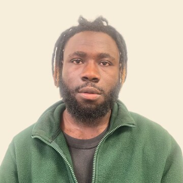 Domestic cleaner, Whitley Reading - Isaac Gyanoh