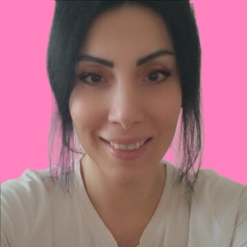 Domestic cleaner, St Andrew's London - Seda Hikmete