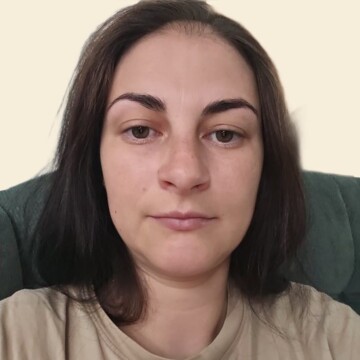 Domestic cleaner, Colindale - Alexandra