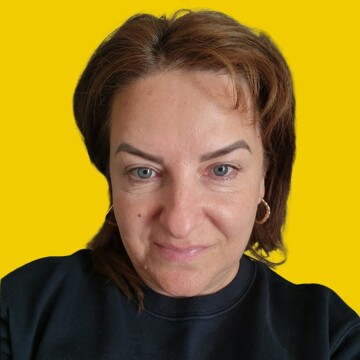 Domestic cleaner, Cathall - Daniela