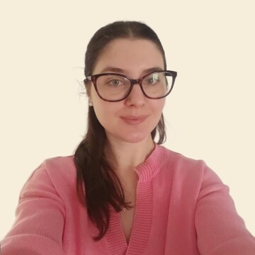 Domestic cleaner, Houghton Conquest and Haynes - Elena