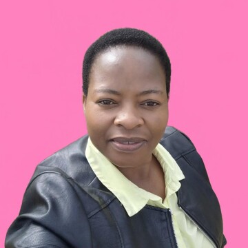 Domestic cleaner, Compton - Angela