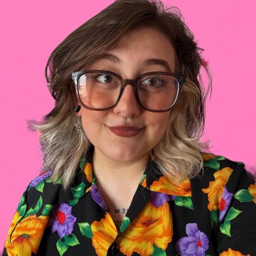 Domestic cleaner, Regency - Emily