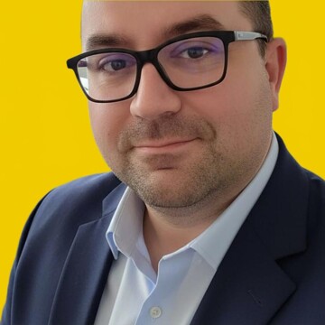 Domestic cleaner, Fairlop - Richard